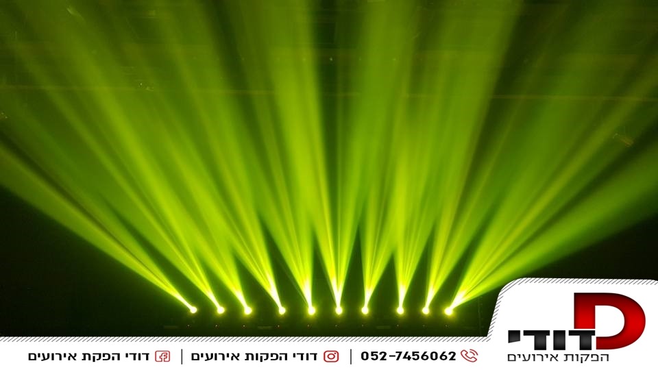אטרקציות (עיצוב במה, מופעי לייזרים, תותחי עשן, תאורת במה)